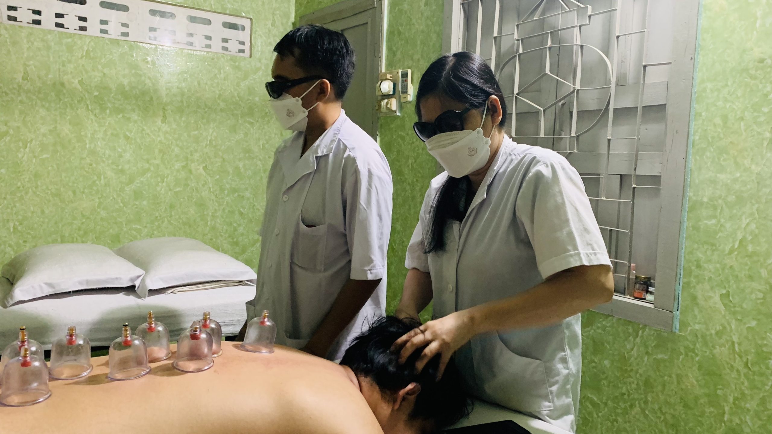 Massage giác hơi trị liệu
